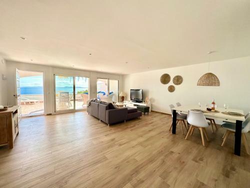 Apartamento Canyelles - Santa Barbara Sea View