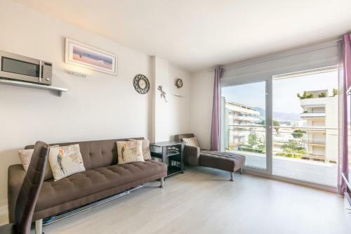Apartamento Con Terraza Y Vista Piscina