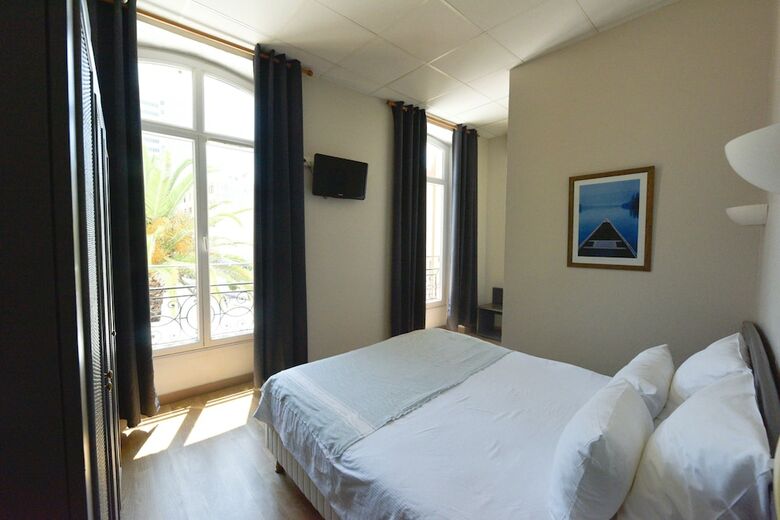 Villa Arena Hotel