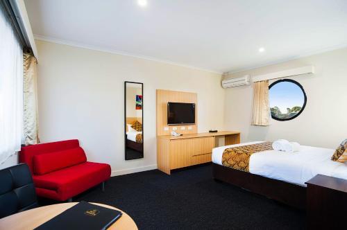 Mahoneys Motor Inn