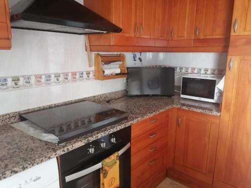 Apartamento D�plex En El Centro Del Pueblo, Muy Bien Comunicado