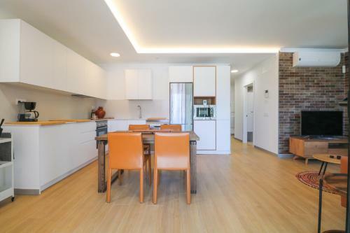 Agaete Sunset Vista With Jacuzzi 2-br Apartment