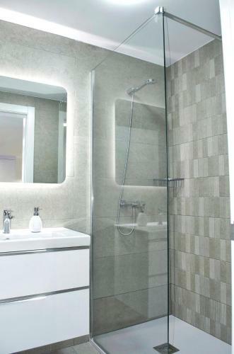 Apartamento Modern Oasis - Pool, Gym & Tennis