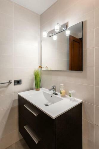 Apartamento Marti�nez Playa: Coastal Location