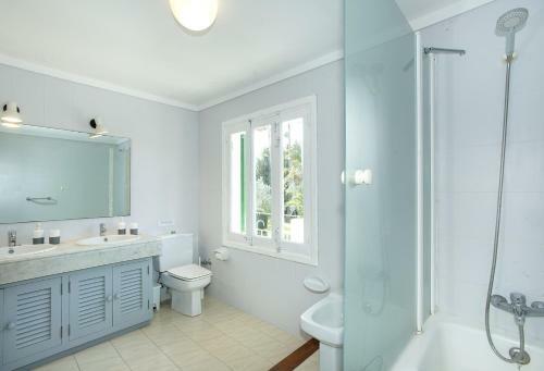 Owl Booking Villa Mairata - Great Garden And Pool