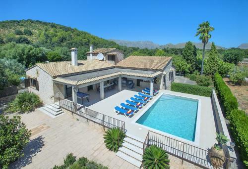 Owl Booking Villa Santuiri - Exclusive Holidays