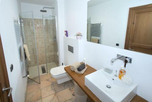 Owl Booking Villa Alvarez - Luxury Retreat