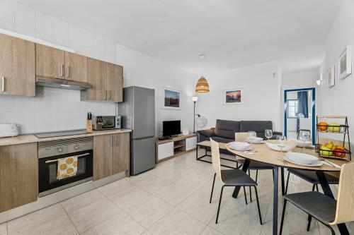 Home2book Bright Apartment Playa Blanca, Terrace
