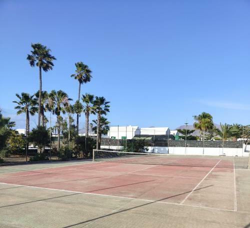 Private Apartment In A Great Location In Playa Blanca With Shared Pool