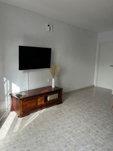 Private Apartment In A Great Location In Playa Blanca With Shared Pool