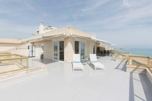 Apartamento Atico En Primera L�nea Mediterraneo