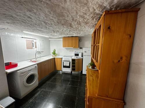 Apartamento Casa-cueva En El Coraz�n De Paterna