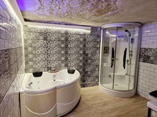 Apartamento Bonita Casa Cueva Con Jacuzzi