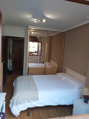 Apartamento Monte Naranco-los Vega Parking E Internet Gratis