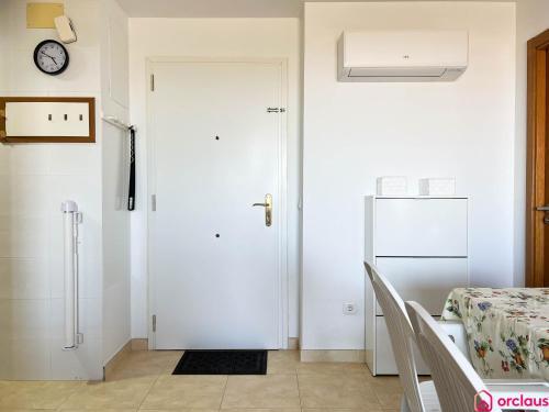 Apartamento Amplia Terraza, Mar Y Monta�a