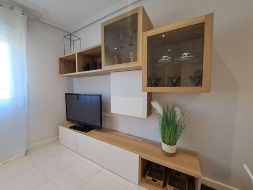 Apartamento Panx�n, A Unos Metros De La Playa.