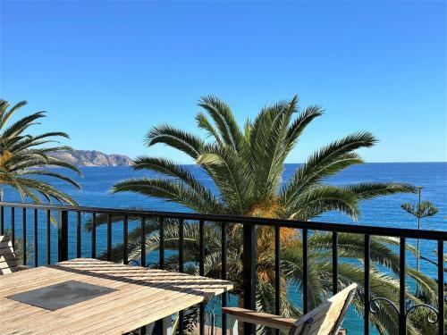 Tuhillo 2d Seaview Apartments Casasol