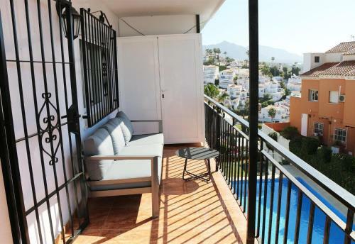 2 Bedroom Apartment Paradorares Ne