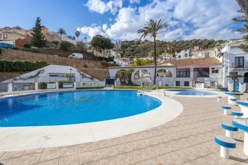 Villa Plaza Cadiz 4 Overlooking Playazo