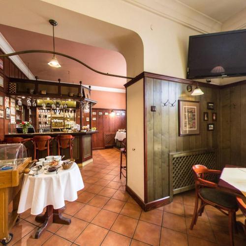 Kajzer Hostel