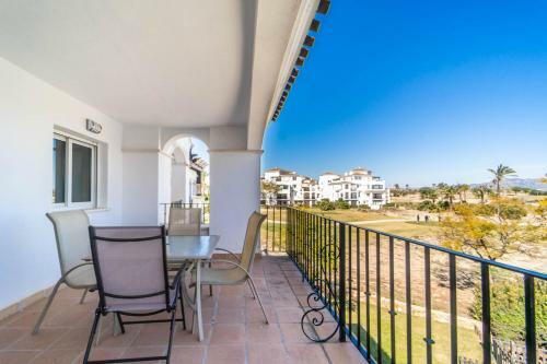 La Torre Golf Resort - Stylish And Modern 2 Bed Apartment