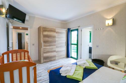Apartamento Majestic Mountain Villa With Heated Pool