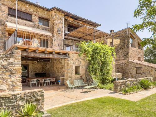 Can Riera De Montagut - Masia Per 20 Persones