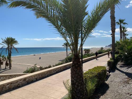 Lovely New Luxery Beach Apartment In Mojacar Playa