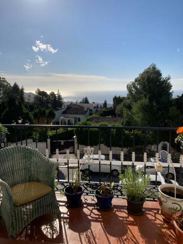Espacioso Apartamento De Dos Dormitorios En Mijas