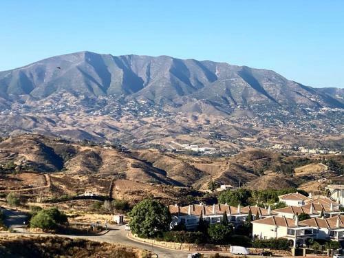 Seaview - 2 Bedrooms In Private Villa -mijas Costa
