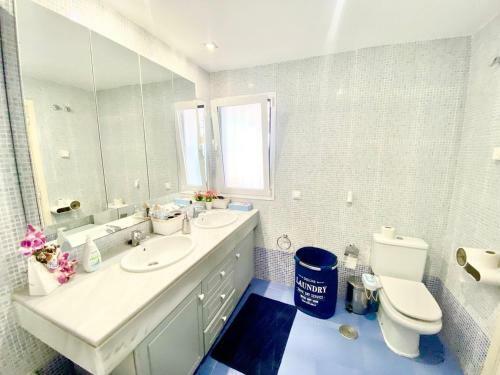 Seaview - 2 Bedrooms In Private Villa -mijas Costa