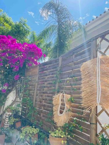 Charming 4 Bedroom Village Home With Patio