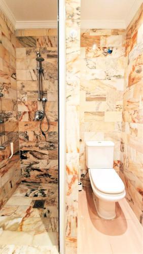 AA Guest - The Diamond Sea Views Eco Apartment