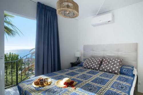 Paradise Villa Near Golf With Sea Views