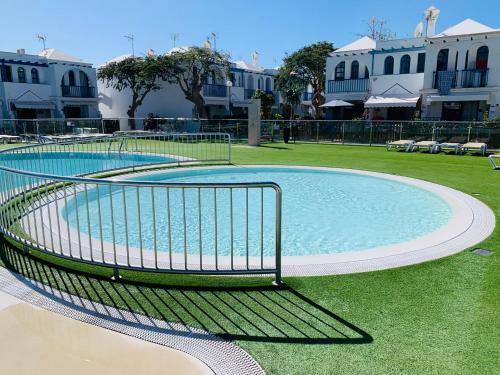 Apartamento Bungalow Terrace&pool Near The Beach