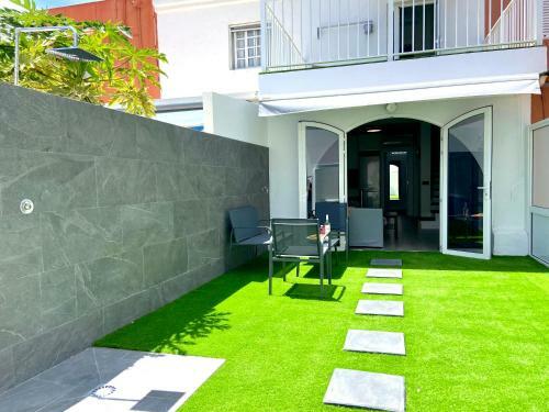 New Garden Solarium Bungalow