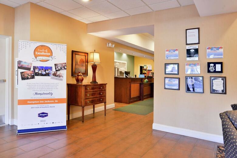 Hotel Hampton Inn Jackson-college Avenue