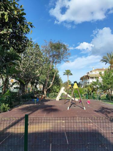 Apartament In Urb Dama De Noche Puerto Banus