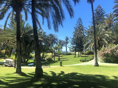 Apartamento Playas Del Duque - Puerto Ban�s - Marbella