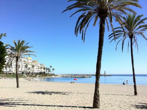 Apartamento Playas Del Duque - Puerto Ban�s - Marbella