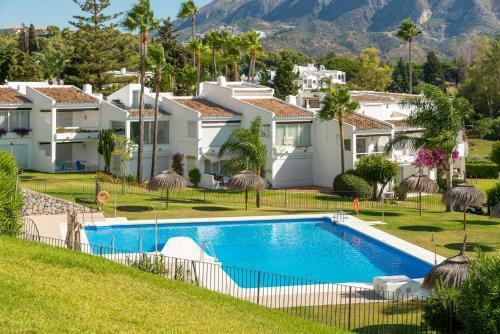 Apartamento Duplex In Nueva Andalucia, Golfers Paradise