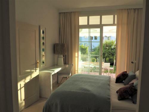 Marbella Holiday & Golf Garden Apartment