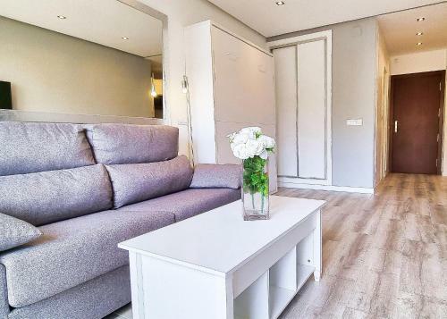 Apartamento Cibeles 904. Moderm Studio With Sea Views In Marbella Centre.