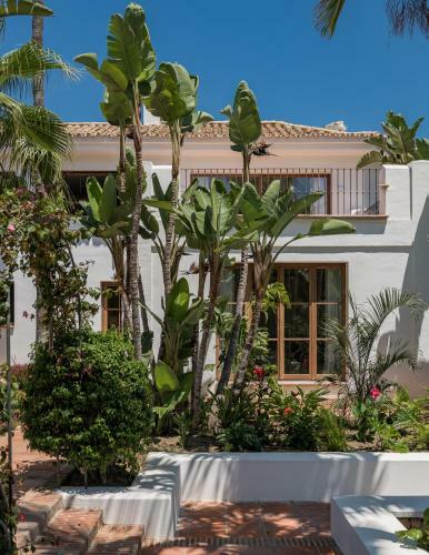 Lvone, Villa In Los Verdiales, Golden Mile