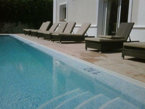 Detached Villa With Private Heated Infinity Pool Close To Port And Beach