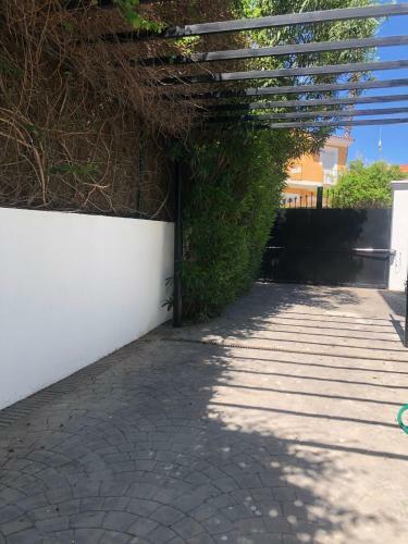Detached Villa With Private Heated Infinity Pool Close To Port And Beach