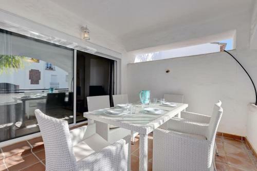 Apartamento Modern 2-bedroom Flat Next To The Sea