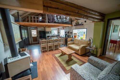 Hotel Inn On The Lake - Whitehorse