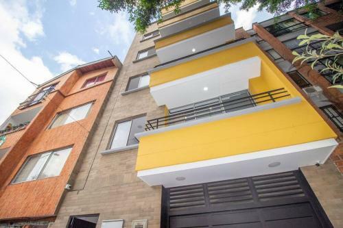 Apartamento Laureles �xito 2 Alcobas Piso 2 Balc�n