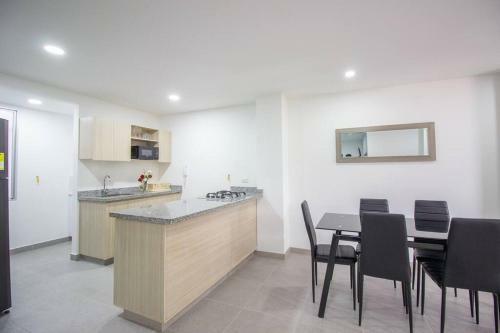 Apartamento Laureles �xito 2 Alcobas Piso 2 Balc�n